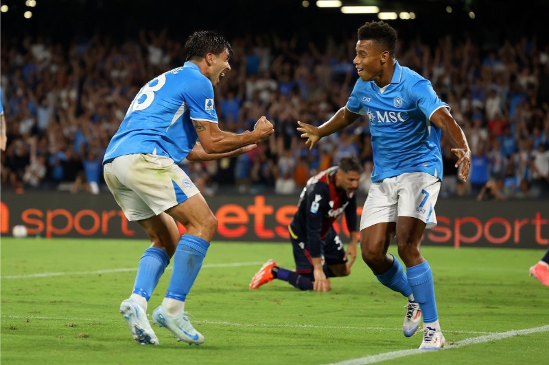 Napoli mạnh vượt trội so với Cremonese